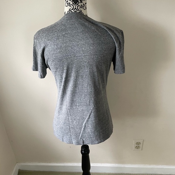 Geeky science T-shirt for us STEM girls! Punny chemistry joke -don’t trust atoms - Picture 3 of 3